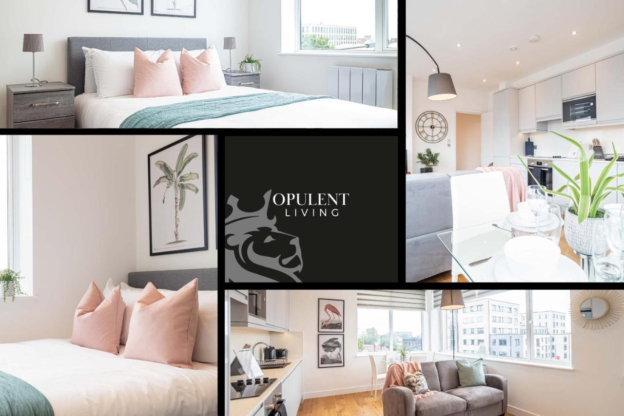 Luxe & Stylish 1 & 2 Bed Flats Near Heathrow, Legoland, & Windsor Слау Екстериор снимка